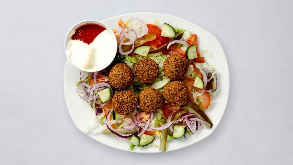 Krispig falafel med f&auml;rska gr&ouml;nsaker