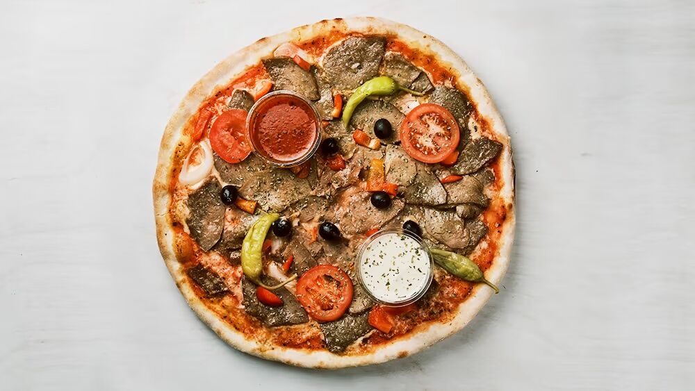 Pizza med f&auml;rska ingredienser