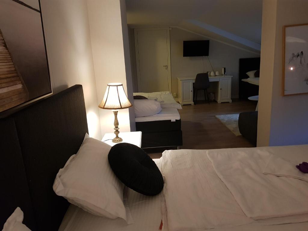 Bekv&auml;mt hotellrum p&aring; Appelberg Hotel med elegant inredning