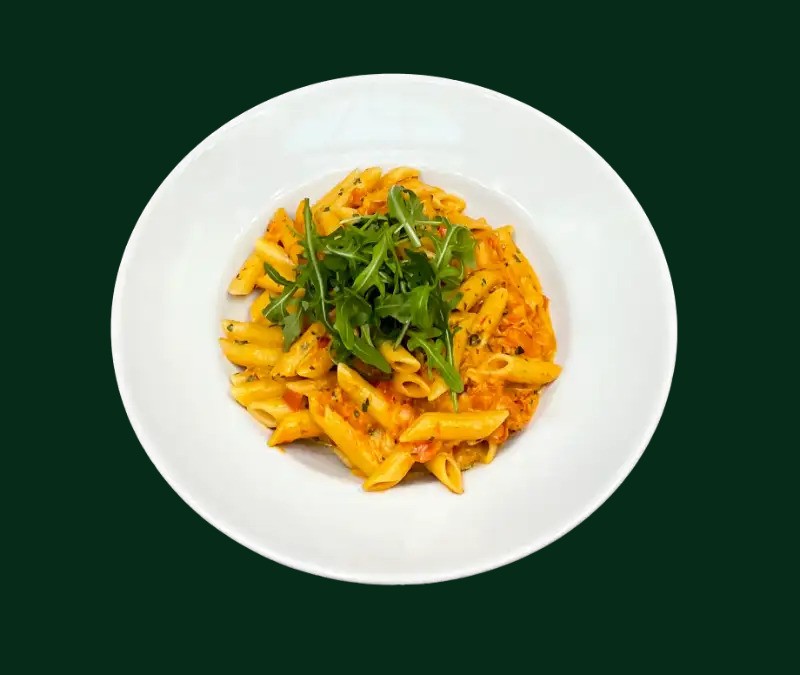Vegetarisk Pasta Arrabiata med tomat, chili och vitl&ouml;k